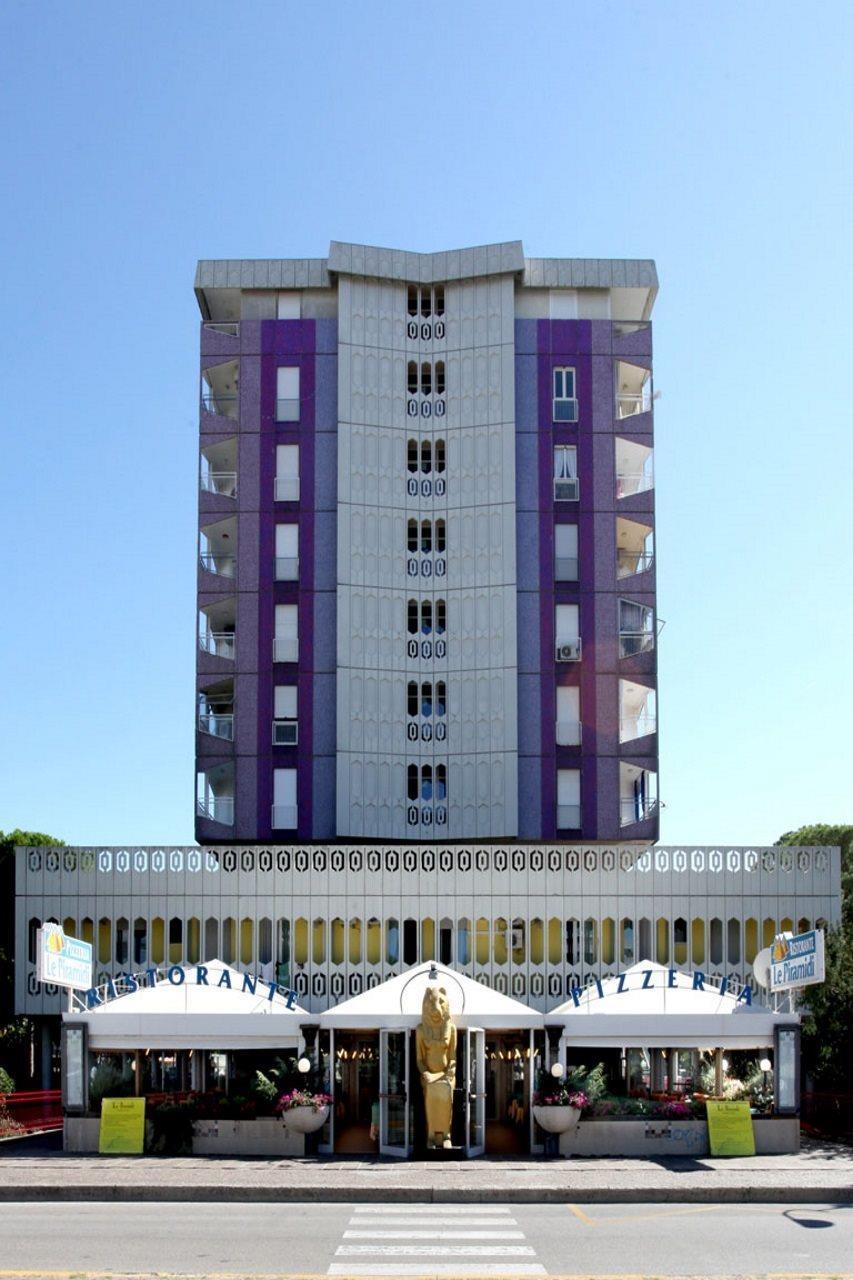 Hotel Regina Lignano Sabbiadoro Exterior foto